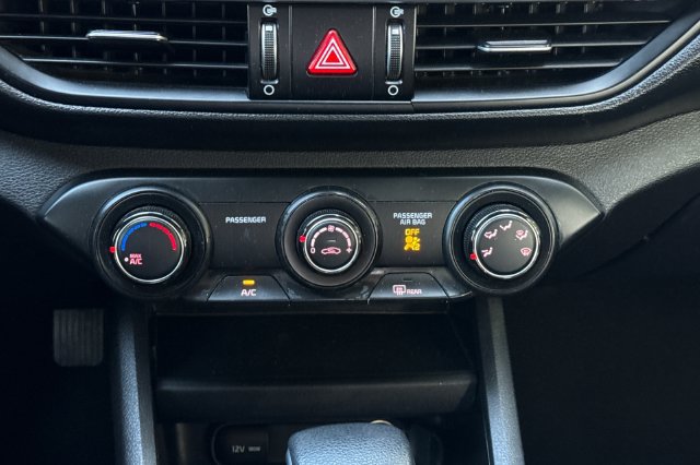 Certified 2022 Kia Forte LXS FWD image 25