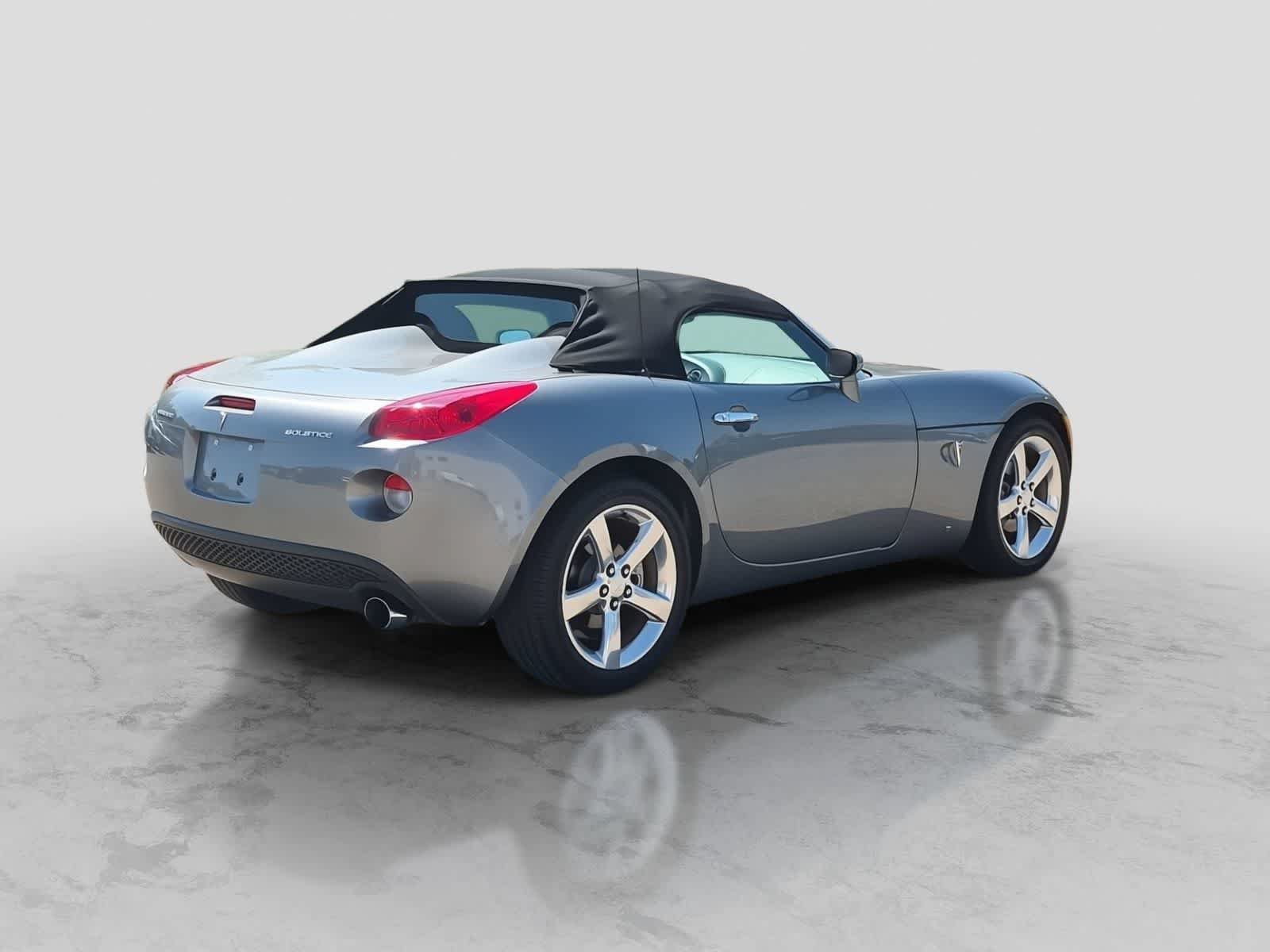 Used 2006 Pontiac Solstice Convertible w/ Premium Package RWD image 8