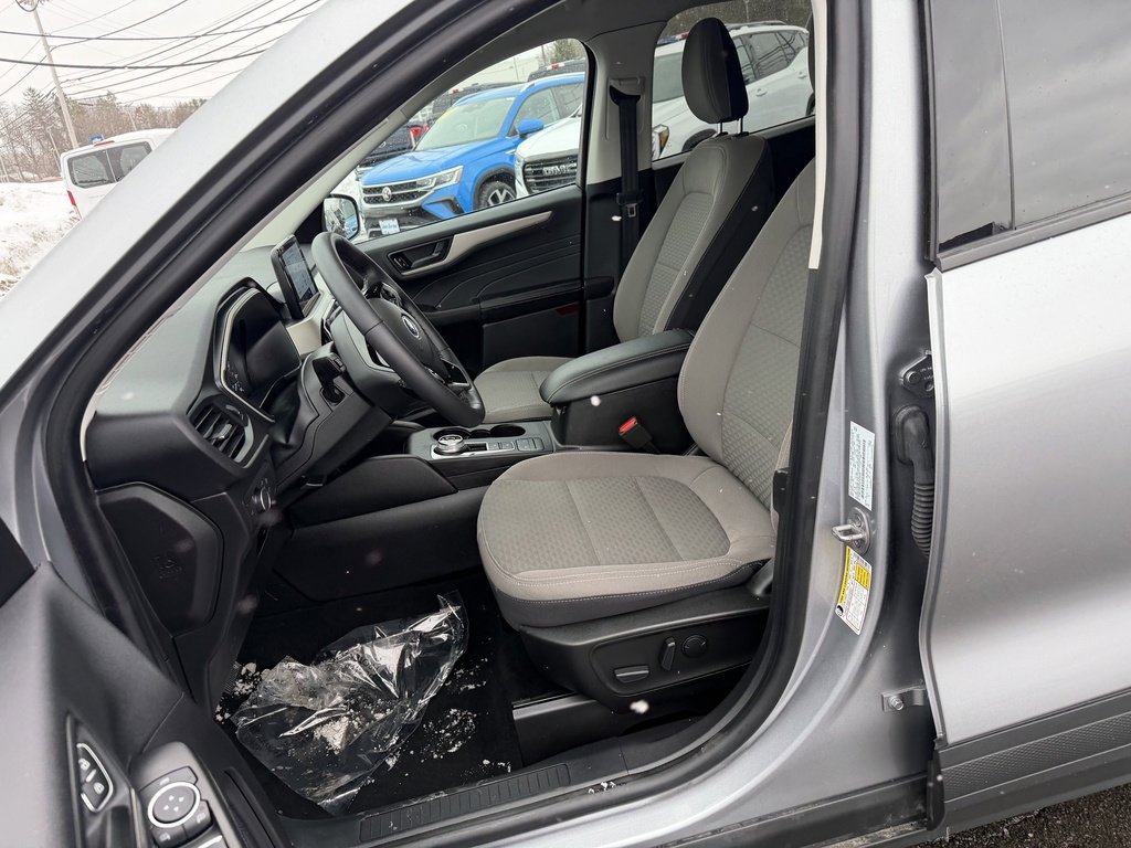 Certified 2022 Ford Escape SE w/ Convenience Package image 11