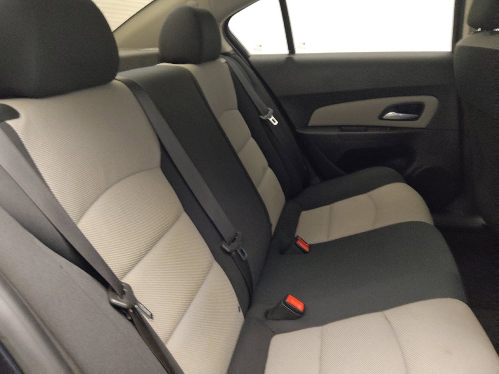Used 2016 Chevrolet Cruze LS image 19