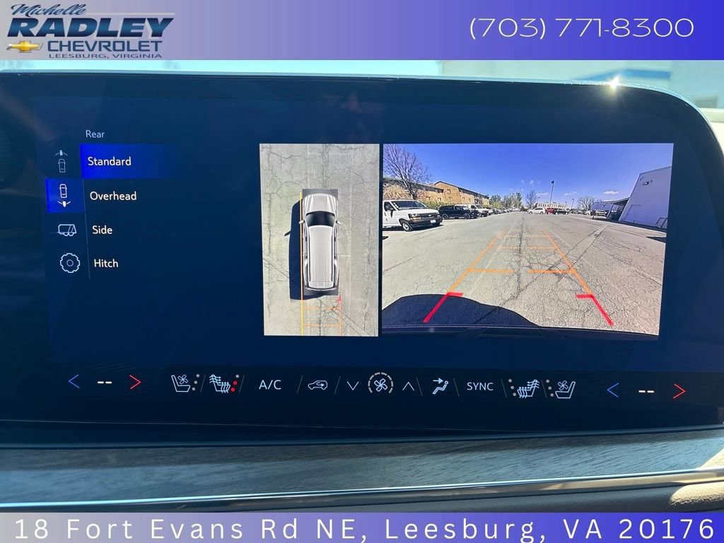 Used 2026 Chevrolet Suburban High Country AWD/4WD image 20