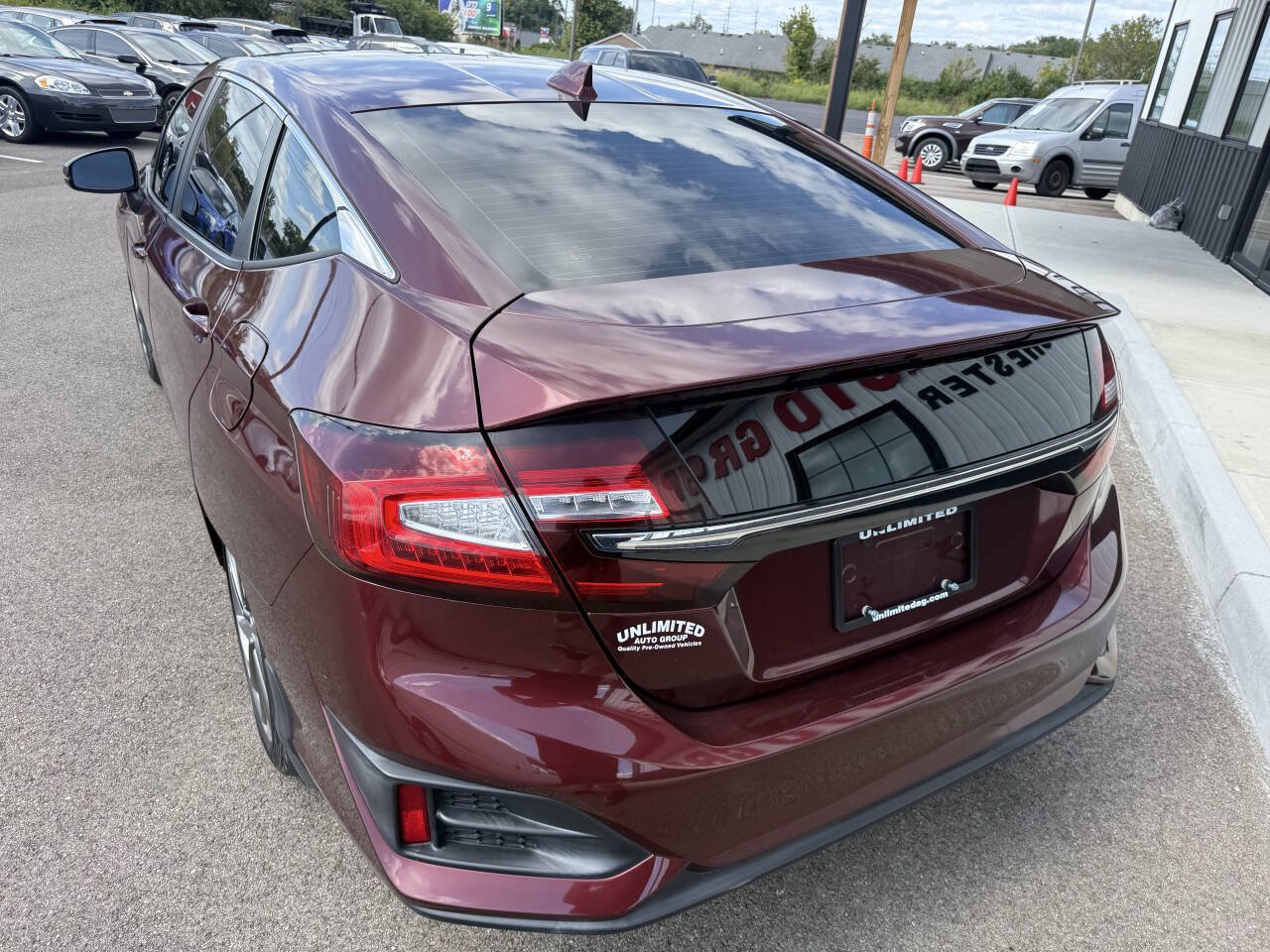 Used 2018 Honda Clarity Touring image 10