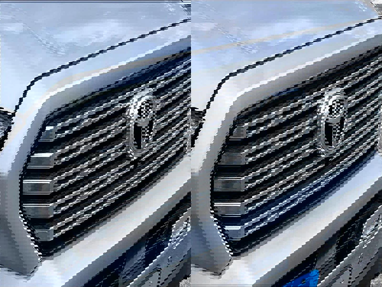 Used 2024 Toyota Tacoma Limited w/ Limited Package (LT) AWD/4WD image 33