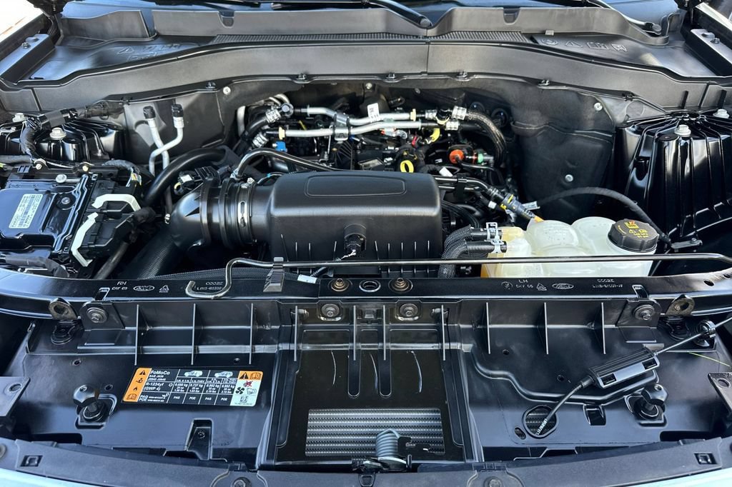 Certified 2023 Ford Explorer XLT w/ Equipment Group 202A RWD image 22