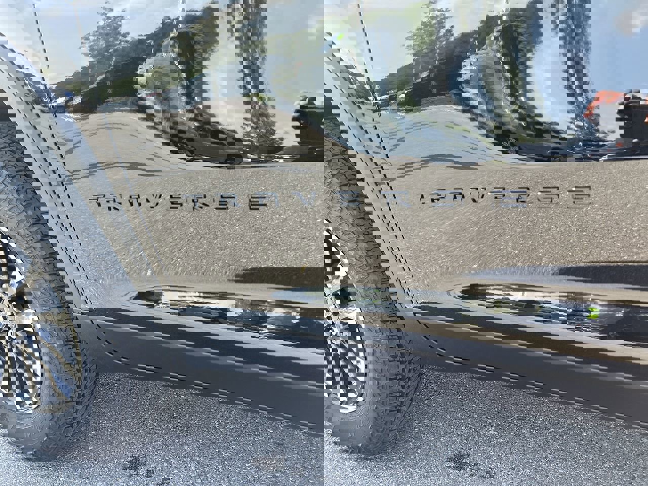 New 2025 Chevrolet Traverse Z71 w/ Enhanced Driving Package image 12