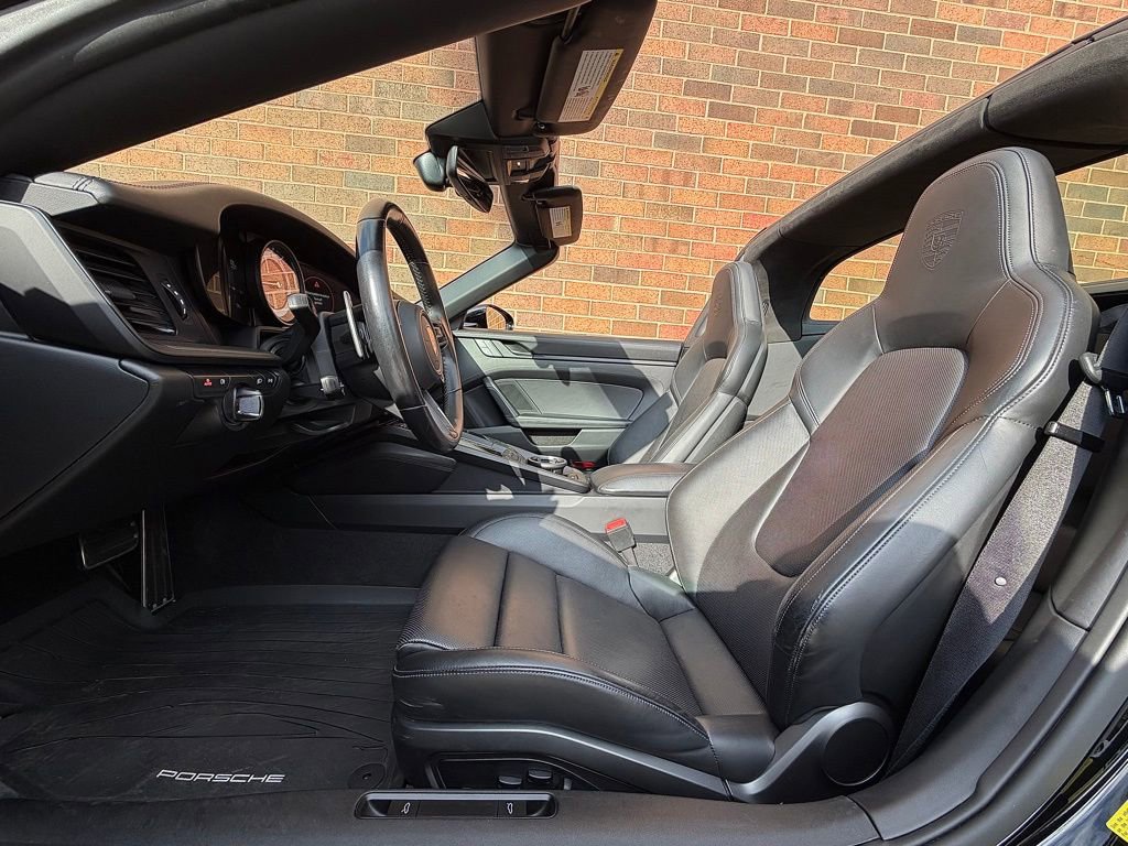 Certified 2022 Porsche 911 Targa 4 GTS image 5