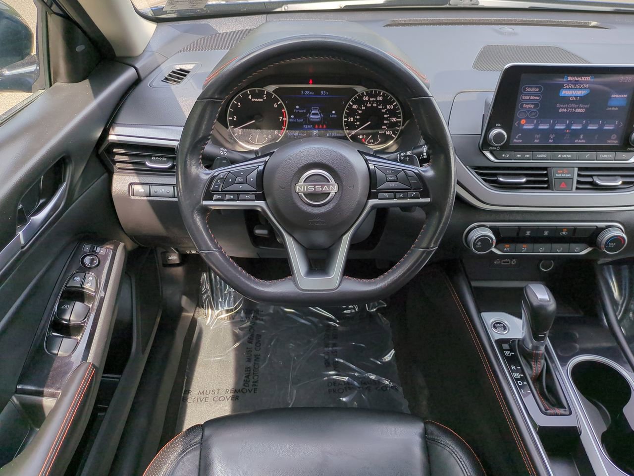 Used 2024 Nissan Altima 2.5 SR FWD image 15