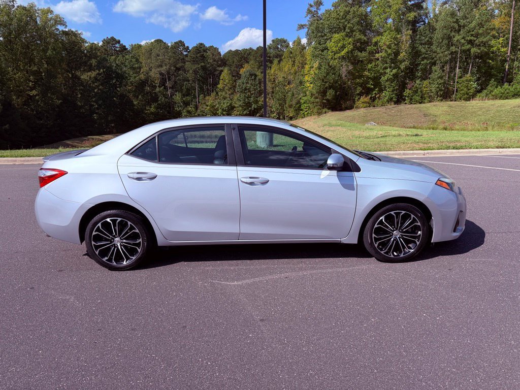Used 2016 Toyota Corolla S FWD image 11