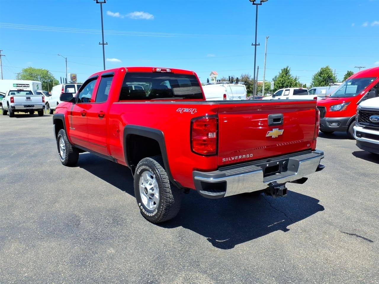 Used 2017 Chevrolet Silverado 2500 LT AWD/4WD image 3