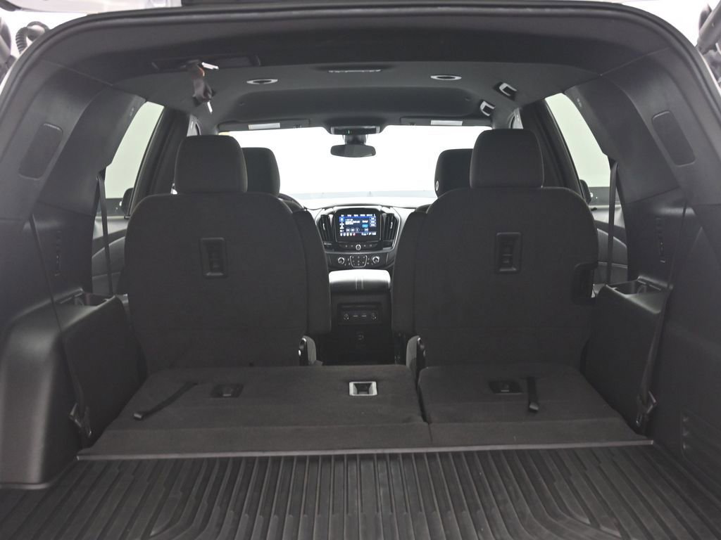 Used 2023 Chevrolet Traverse LT w/ LPO, Floor Liner Package AWD/4WD image 17