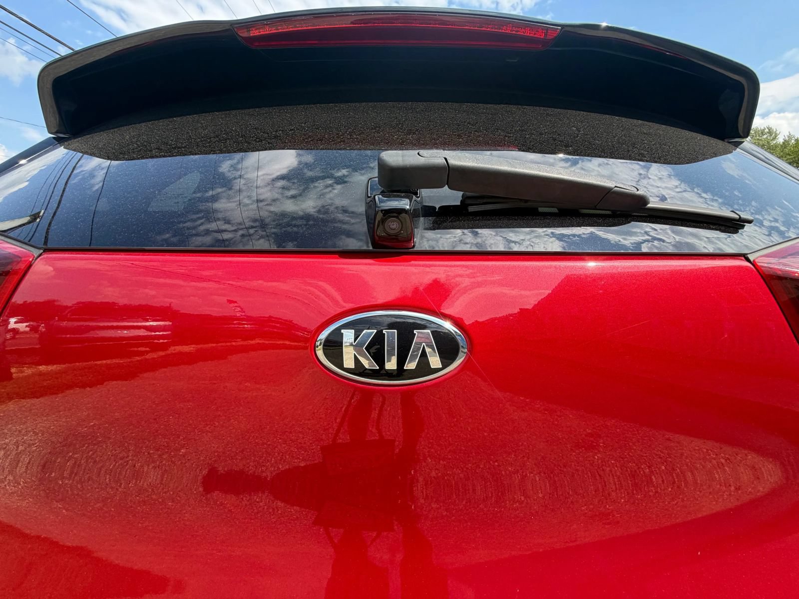 Used 2020 Kia Niro EX w/ Cold Weather Package FWD image 16