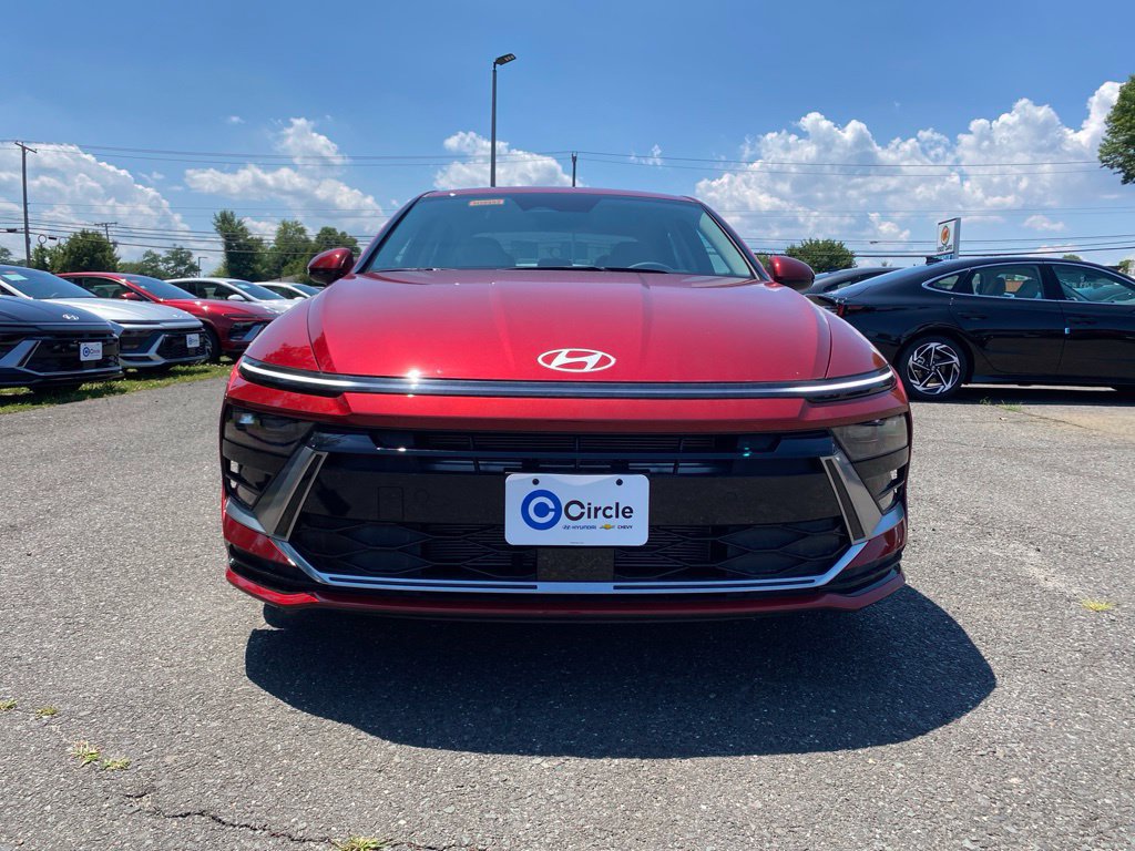 New 2026 Hyundai Sonata SEL FWD image 3