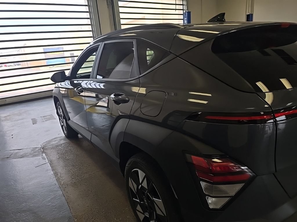 Used 2024 Hyundai Kona SEL w/ Convenience Package AWD/4WD image 5