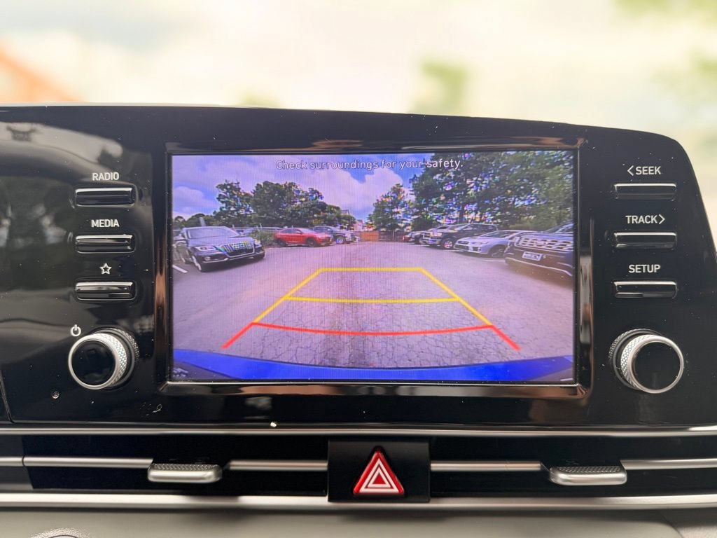 Used 2022 Hyundai Elantra SEL w/ Convenience Package FWD image 24