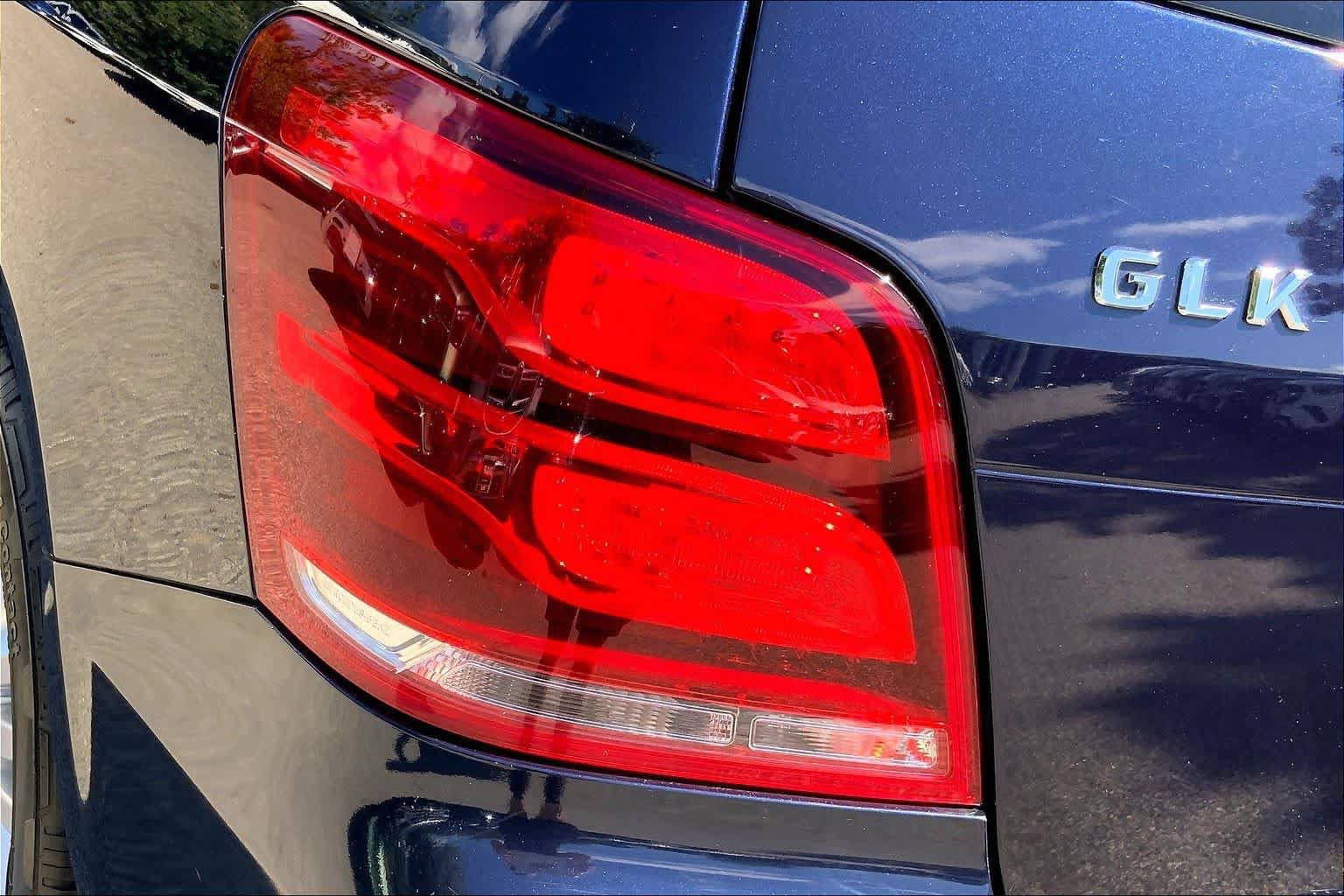 Used 2015 Mercedes-Benz GLK 350 4MATIC image 28