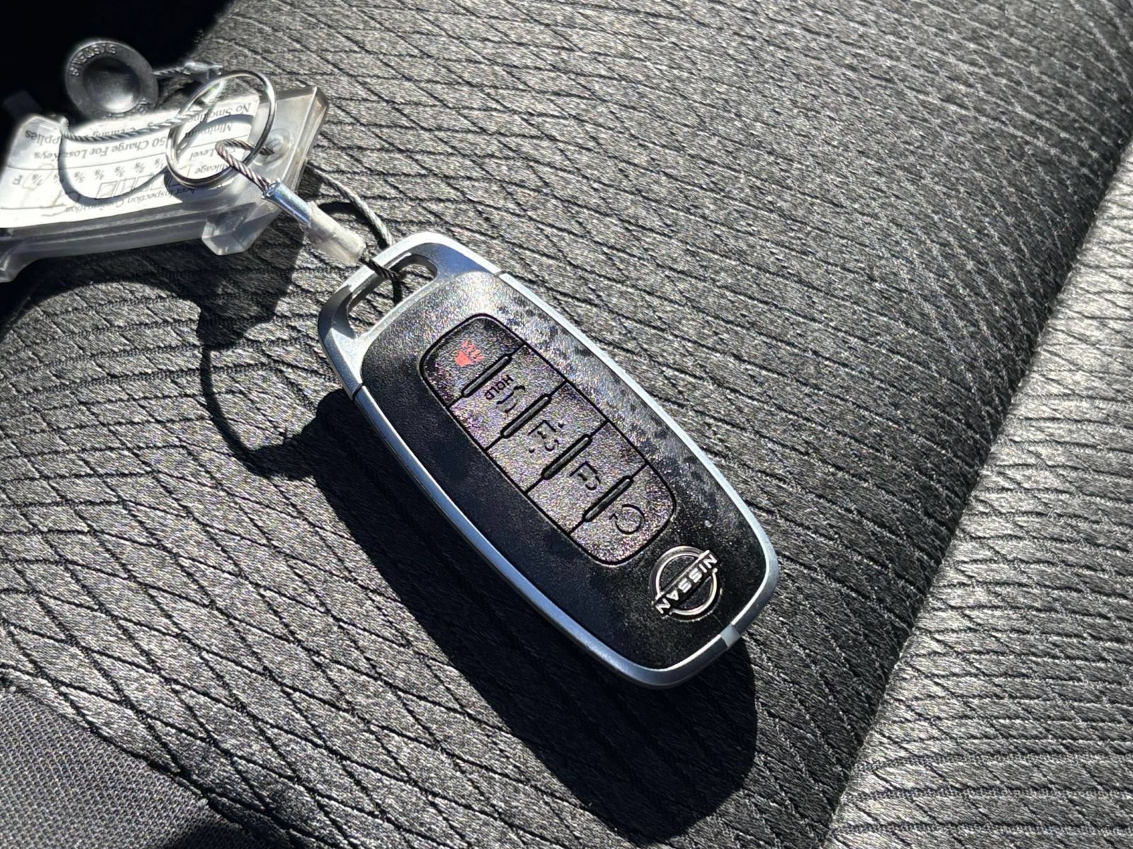 Used 2025 Nissan Rogue SV FWD image 20