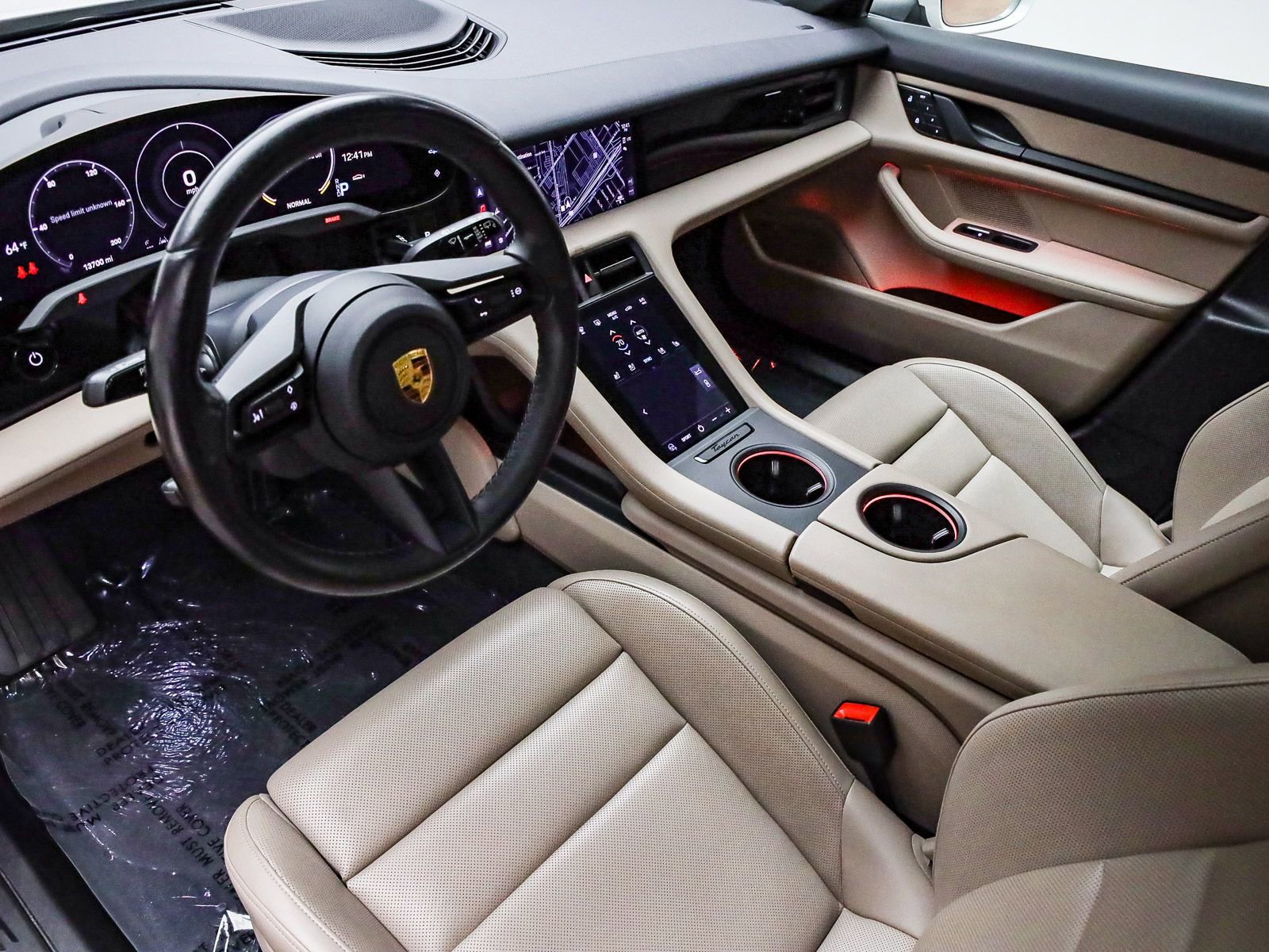 Certified 2022 Porsche Taycan 4 Cross Turismo AWD/4WD image 4