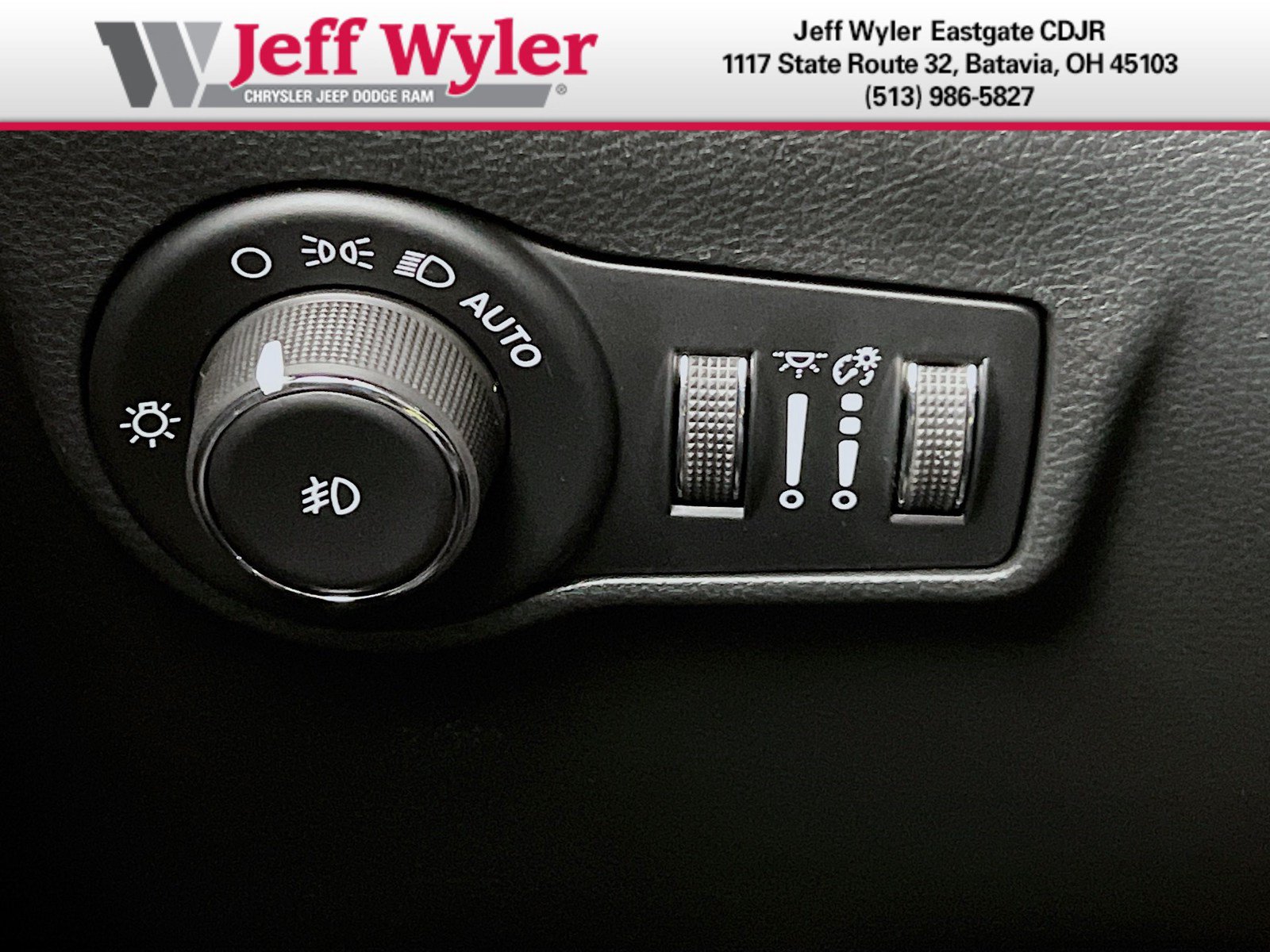 New 2026 Jeep Compass Latitude AWD/4WD image 13