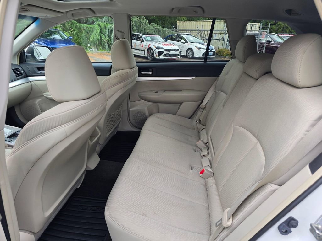 Used 2012 Subaru Outback 2.5i Premium AWD/4WD image 10