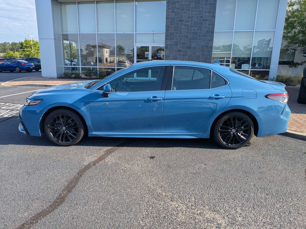 Used 2024 Toyota Camry XSE FWD image 8