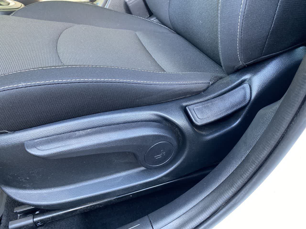 Used 2024 Kia Forte LXS w/ LXS Technology Package FWD image 14