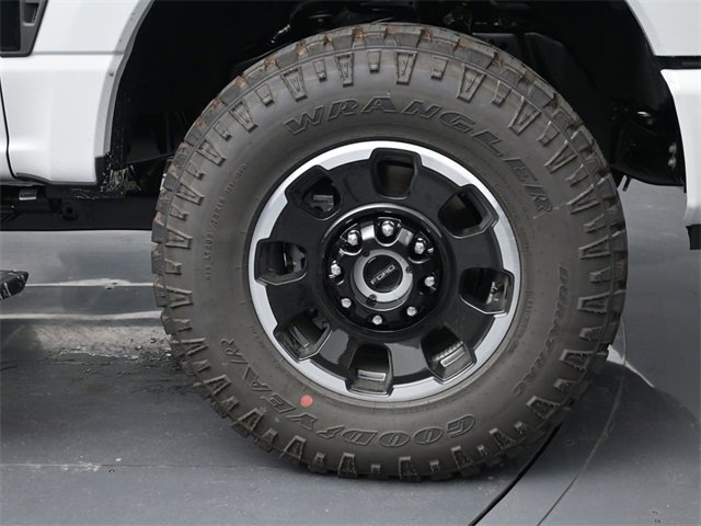 New 2026 Ford F250 Lariat image 32