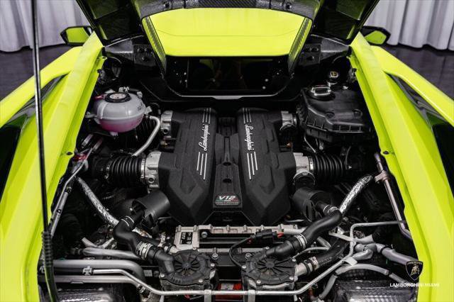 Used 2024 Lamborghini Revuelto AWD/4WD image 30