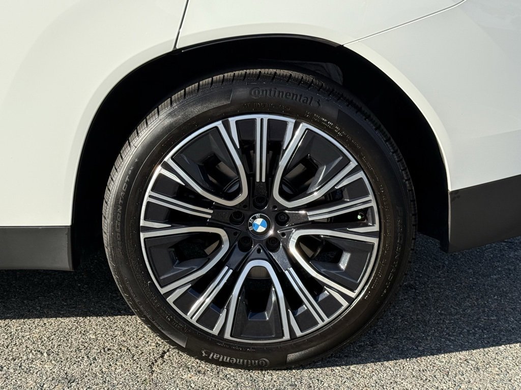Used 2025 BMW X3 xDrive30i w/ Premium Package image 17