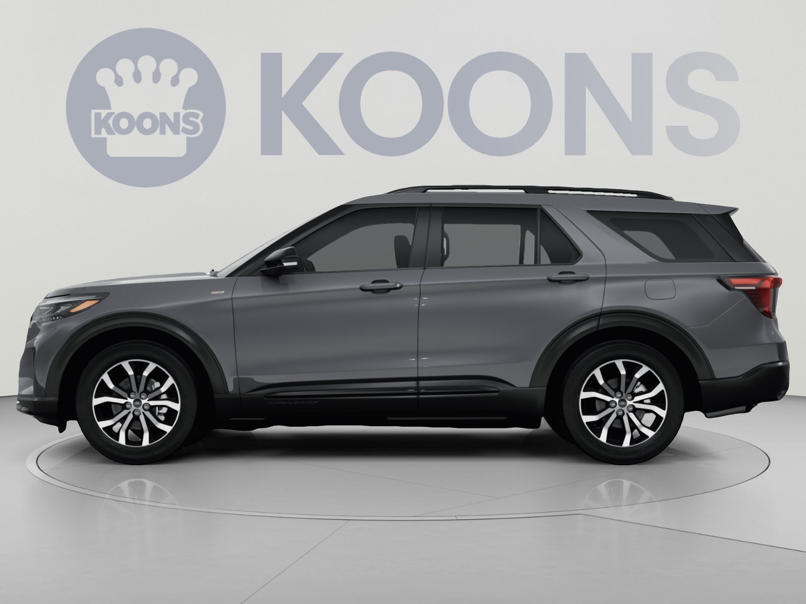 Used 2025 Ford Explorer ST-Line w/ ST-Line Street Pack AWD/4WD image 2