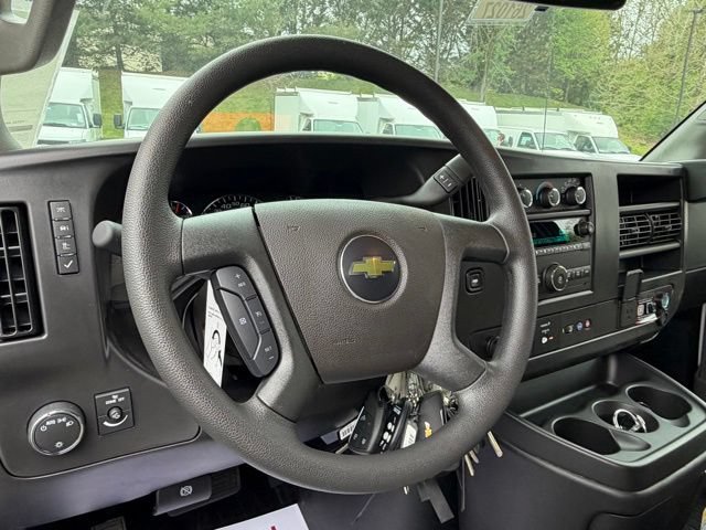 New 2026 Chevrolet Express 2500 w/ Driver Convenience Package RWD image 28