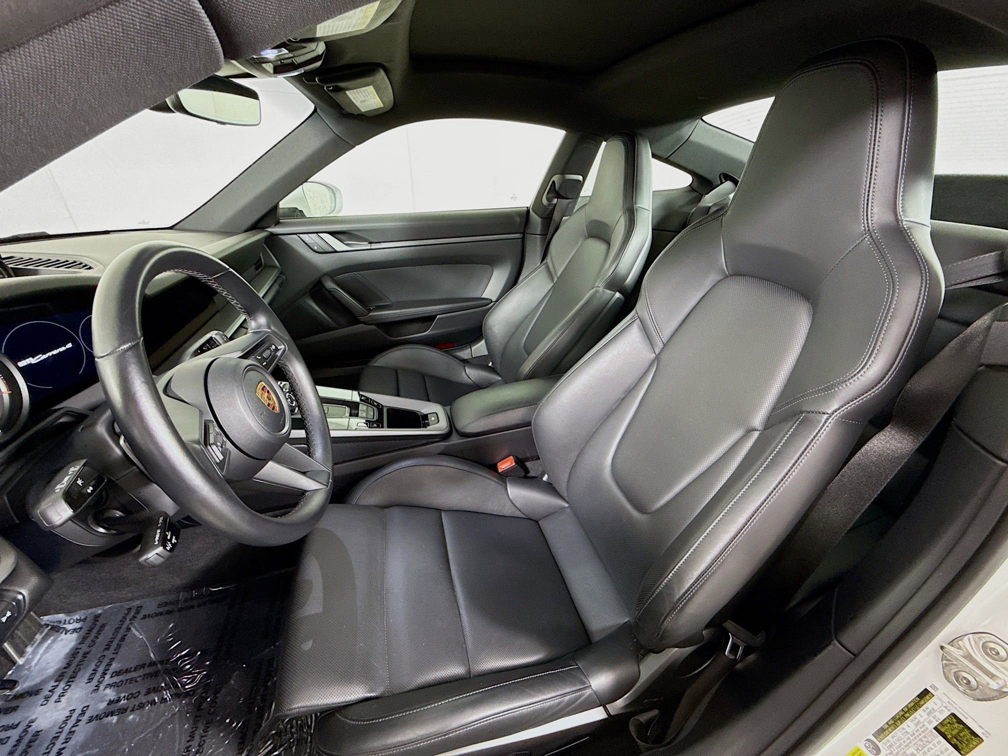 Certified 2024 Porsche 911 Carrera 4 image 5