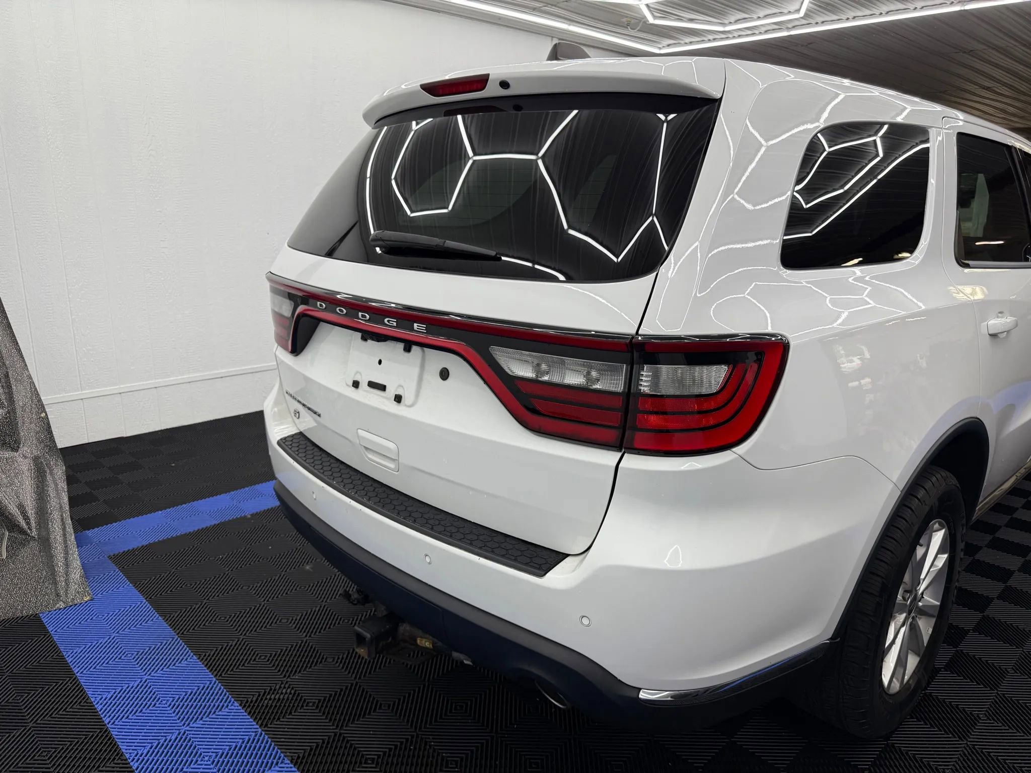 Used 2018 Dodge Durango AWD image 4