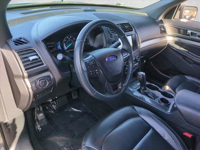 Used 2019 Ford Explorer XLT w/ Equipment Group 202A image 10