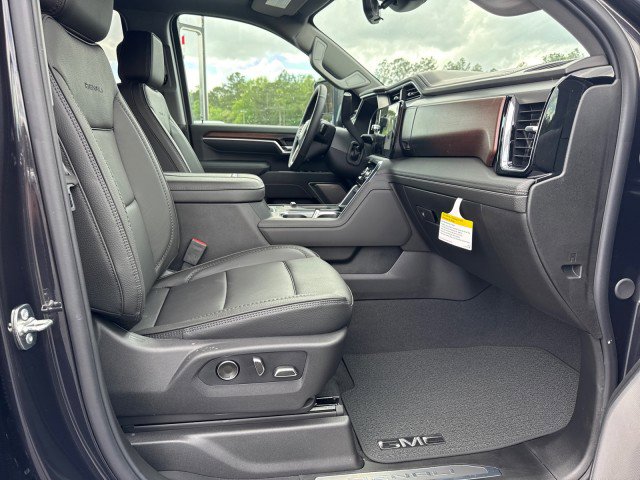 New 2026 GMC Sierra 2500 Denali w/ Denali Reserve Package image 9