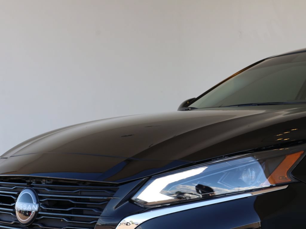 Used 2025 Nissan Altima 2.5 SL AWD/4WD image 56