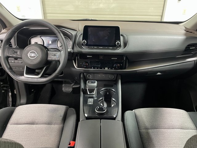 Used 2021 Nissan Rogue SV AWD/4WD image 13