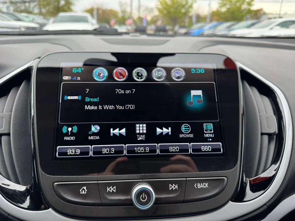 Used 2018 Chevrolet Volt LT FWD image 29