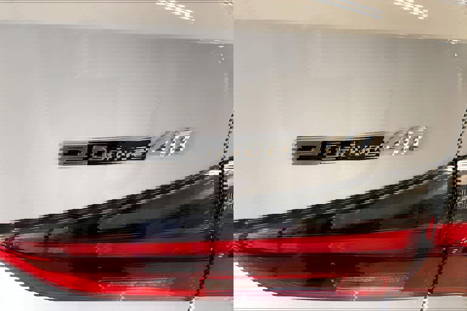 Certified 2025 BMW i4 eDrive40 w/ Driving Assistance Package image 10