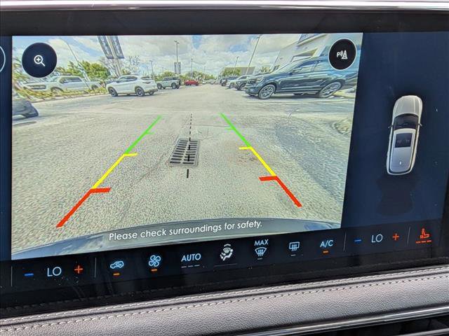 Used 2024 Lincoln Corsair FWD image 13