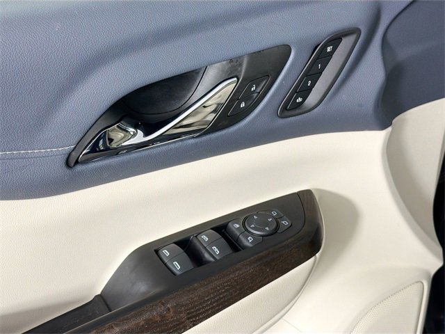 Used 2023 GMC Acadia Denali image 17