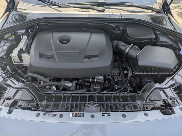 Used 2017 Volvo V60 T5 Cross Country Platinum AWD/4WD image 24