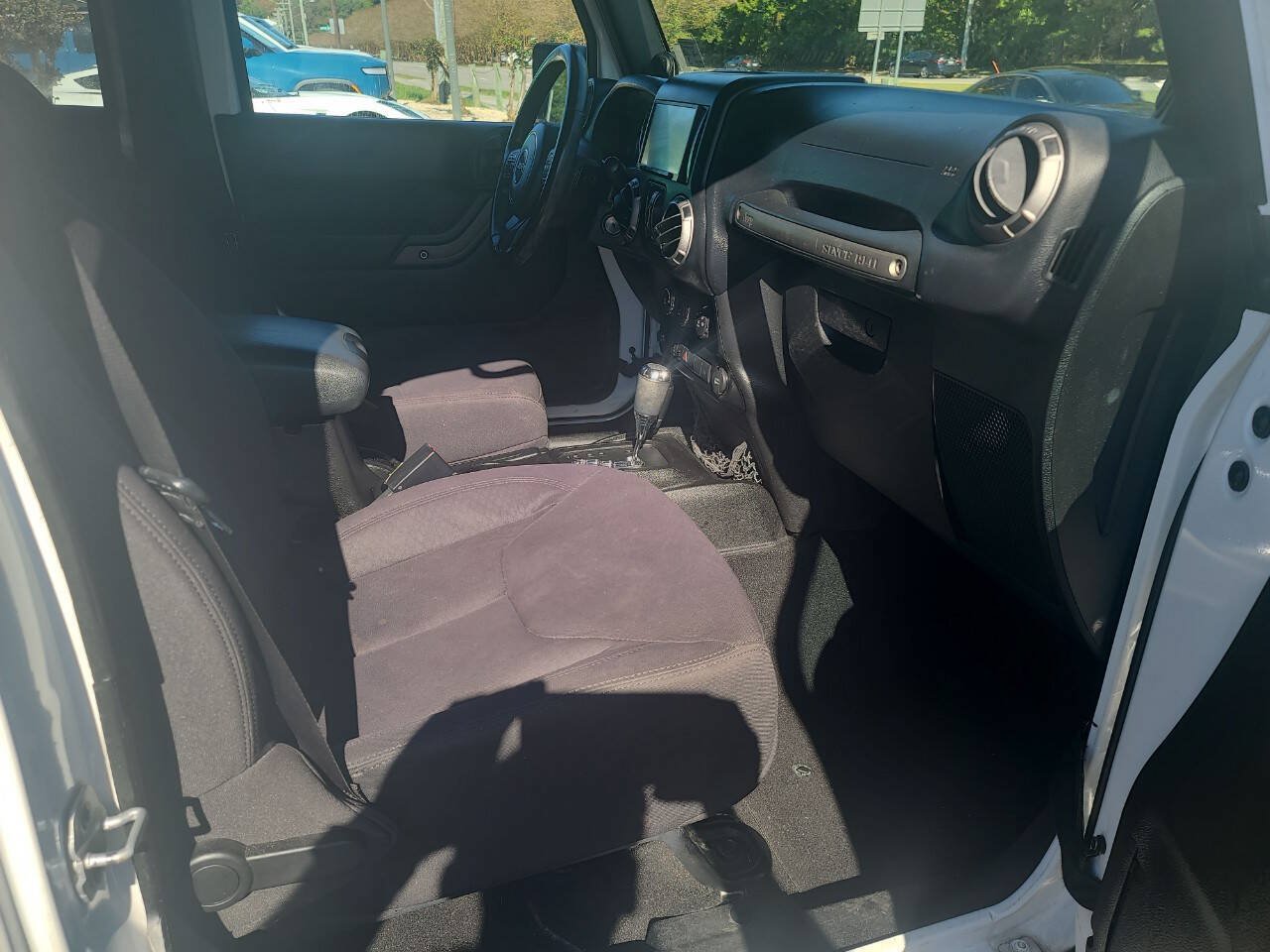 Used 2013 Jeep Wrangler Unlimited Sport AWD/4WD image 28