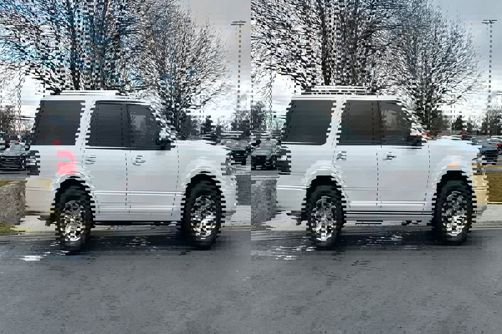 Used 2013 Ford Expedition Limited image 8