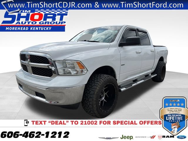 Used 2021 RAM 1500 Classic SLT AWD/4WD image 1