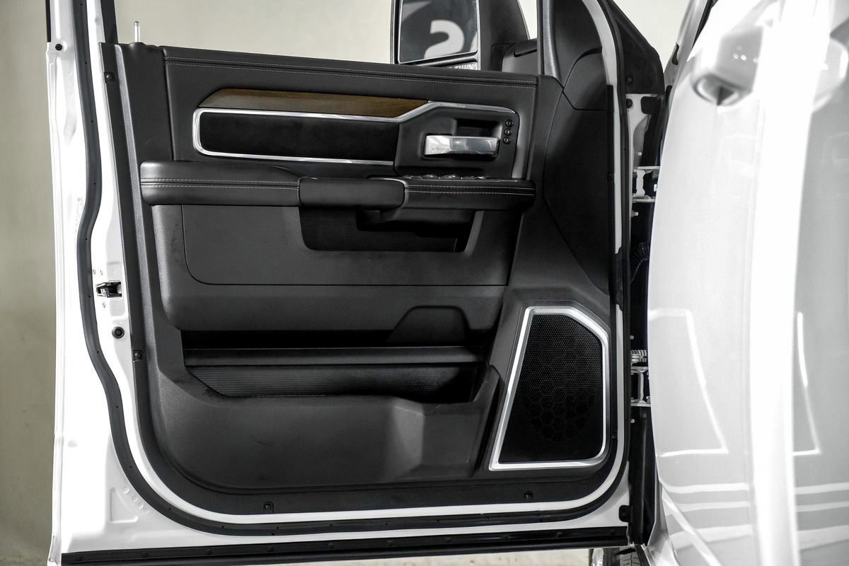 Used 2024 RAM 2500 Laramie AWD/4WD image 33