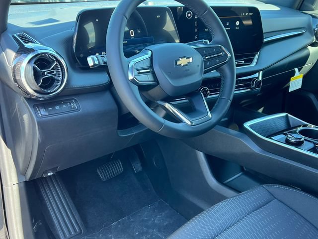 New 2026 Chevrolet Equinox LT w/ Safety and Technology Package AWD/4WD image 12