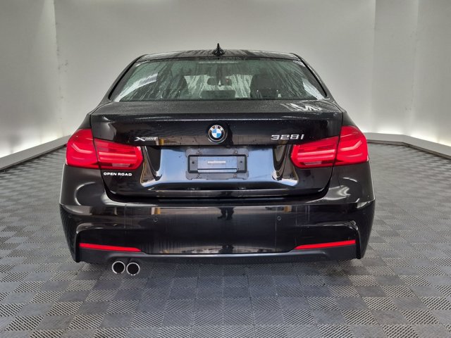 Used 2016 BMW 328i xDrive Sedan AWD/4WD image 7