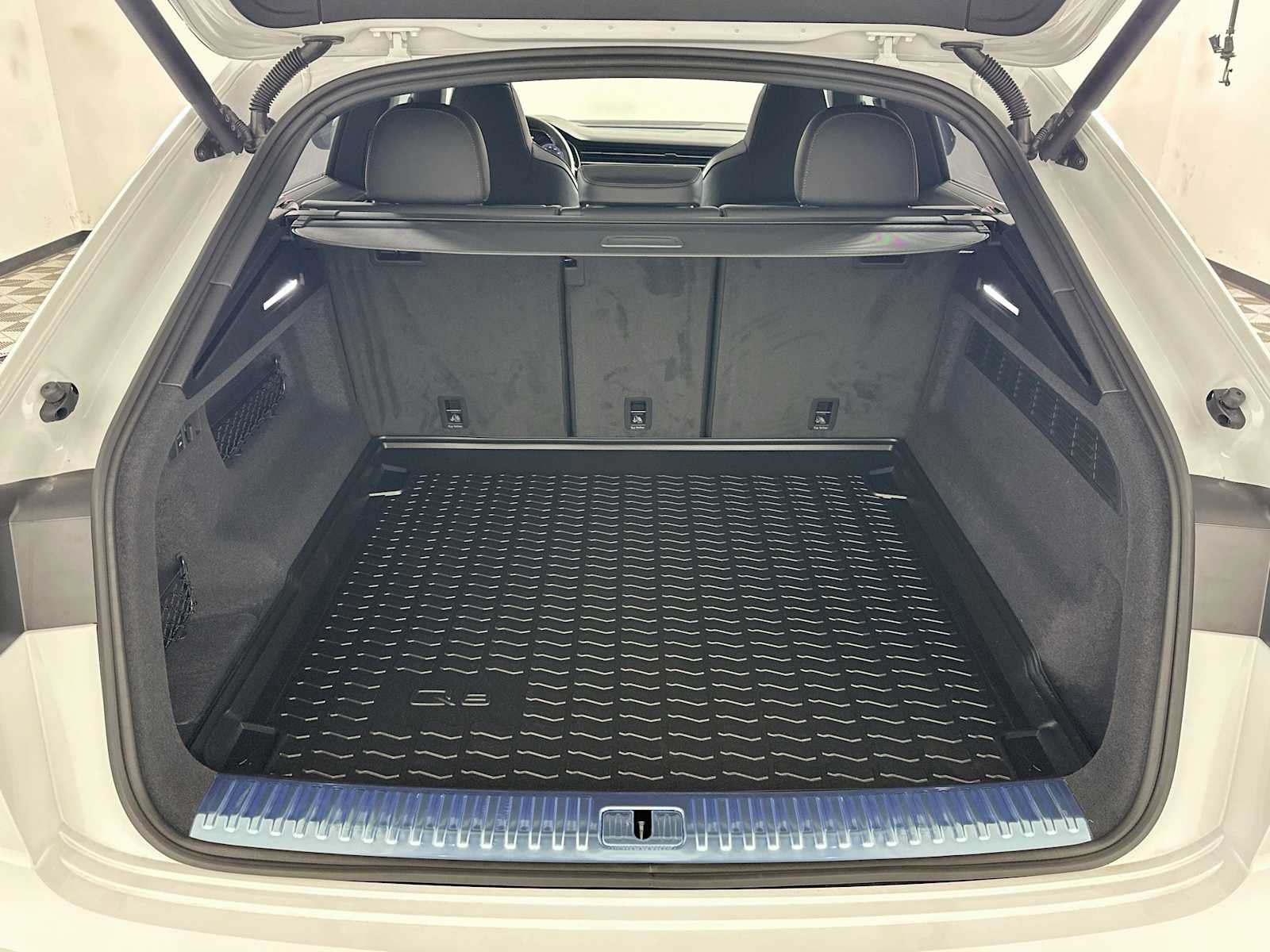 New 2027 Audi Q8 Prestige AWD/4WD image 25
