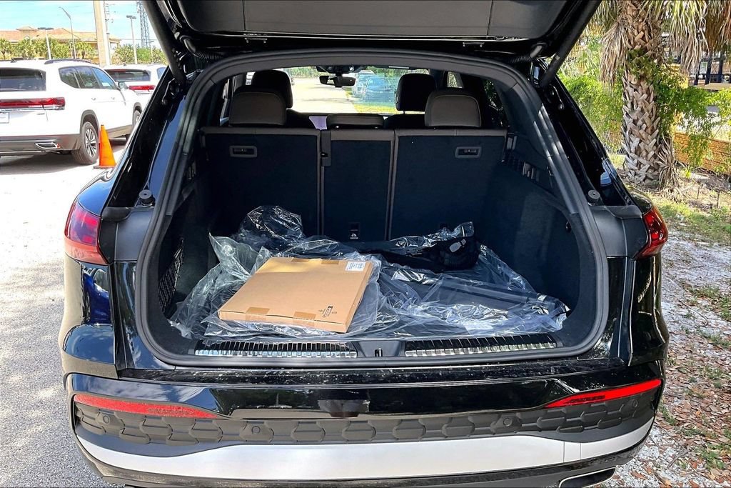 New 2026 Audi Q5 Premium Plus AWD/4WD image 15