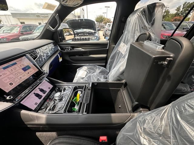 New 2026 Jeep Grand Wagoneer Summit w/ Premium Group III AWD/4WD image 25